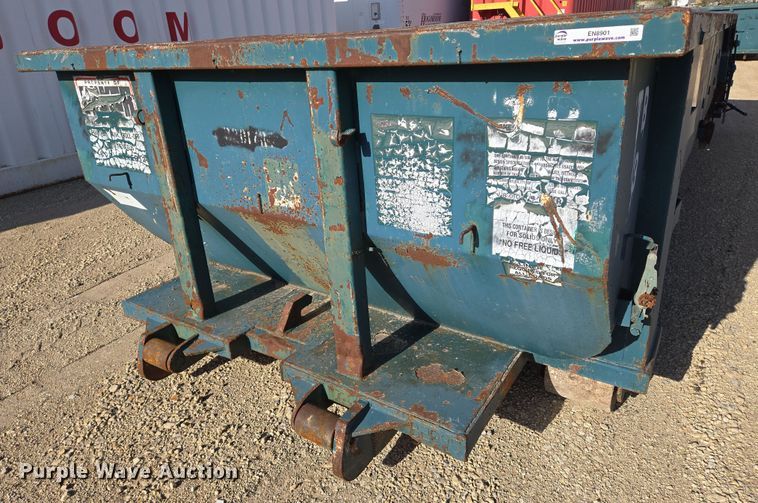 image for item EN8901 Roll off container