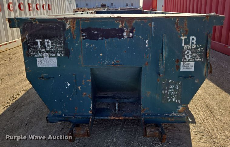 image for item EN8902 Roll off container