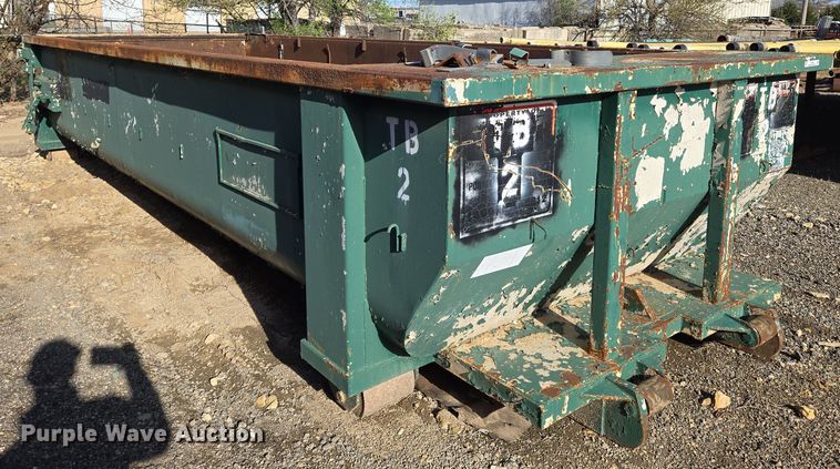 image for item EN8903 Roll off container