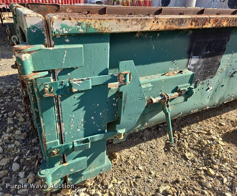 image for item EN8903 Roll off container