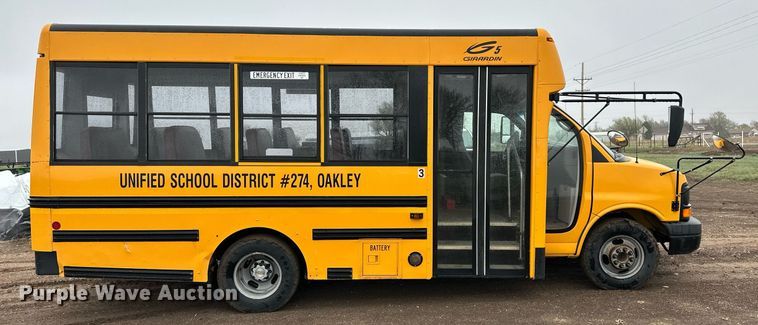 image for item EQ4542 2007 Chevrolet Express G3500 school bus