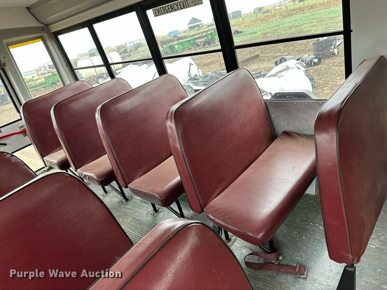 image for item EQ4542 2007 Chevrolet Express G3500 school bus