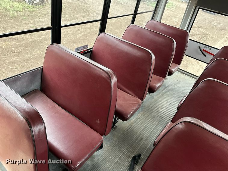 image for item EQ4542 2007 Chevrolet Express G3500 school bus