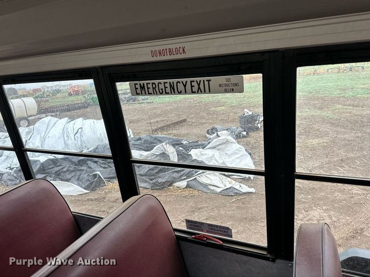 image for item EQ4542 2007 Chevrolet Express G3500 school bus