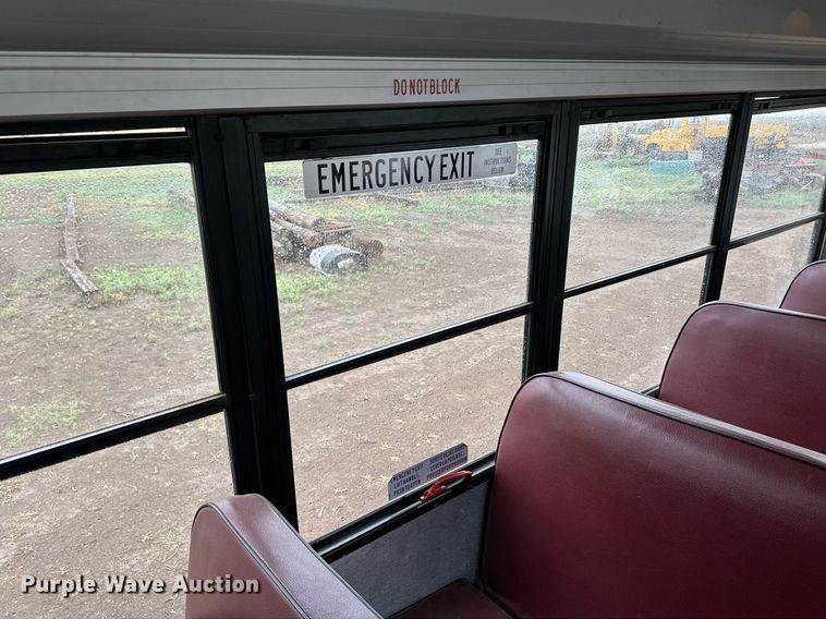 image for item EQ4542 2007 Chevrolet Express G3500 school bus