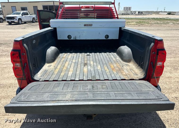 image for item EQ4584 2019 Chevrolet Silverado 3500HD LT Crew Cab pickup truck