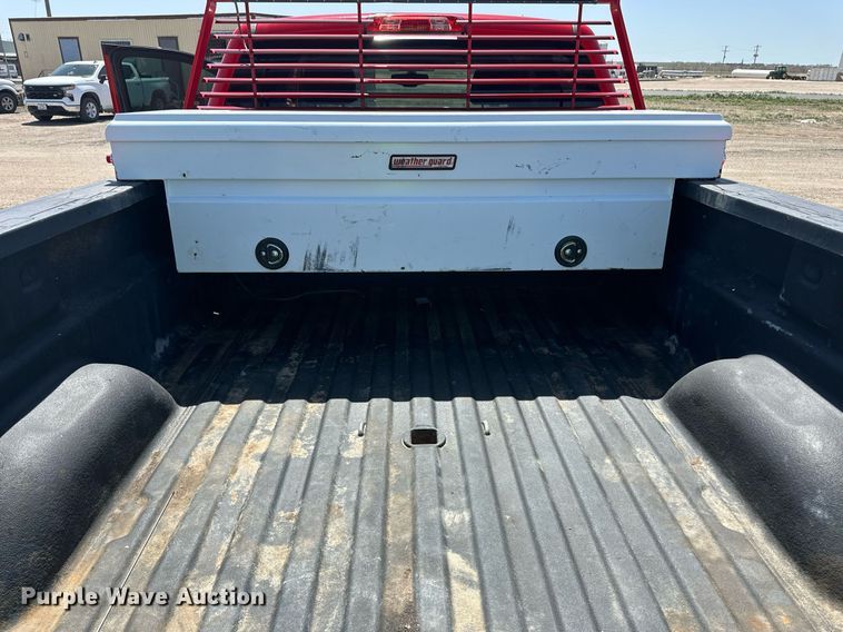 image for item EQ4584 2019 Chevrolet Silverado 3500HD LT Crew Cab pickup truck