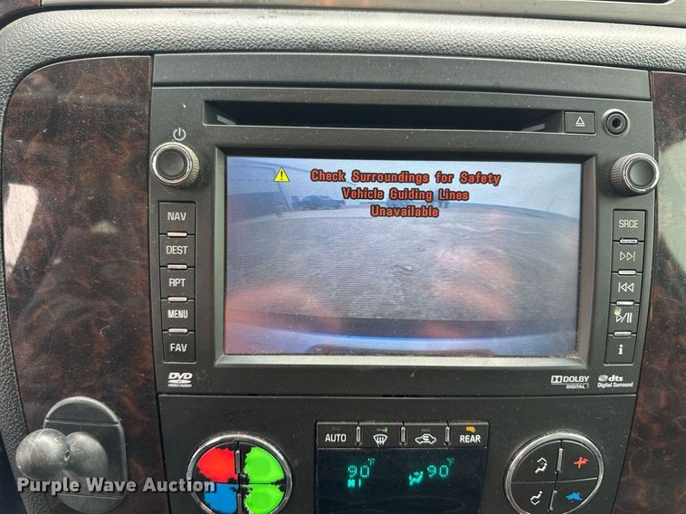 image for item EQ4591 2013 GMC Yukon Denali XL SUV