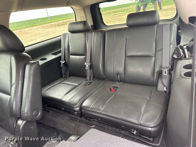 image for item EQ4591 2013 GMC Yukon Denali XL SUV