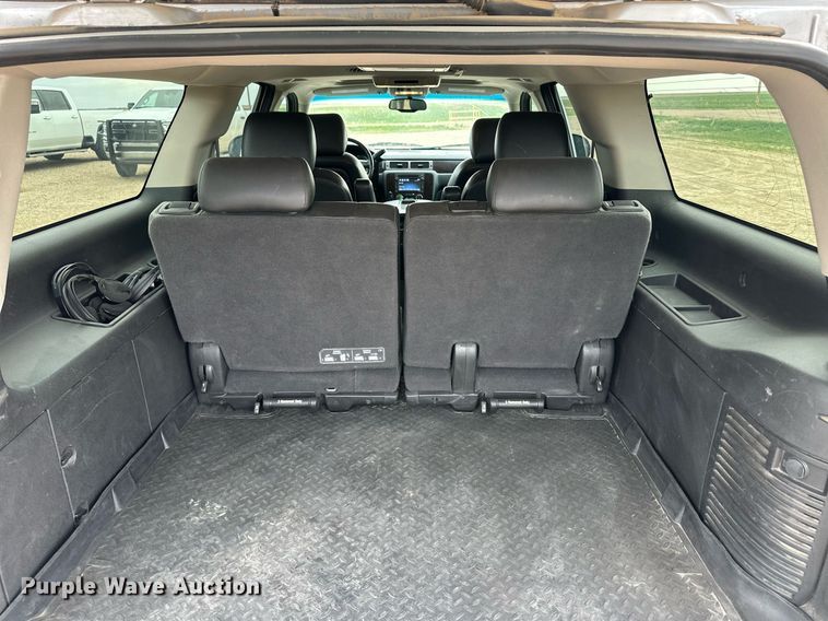 image for item EQ4591 2013 GMC Yukon Denali XL SUV