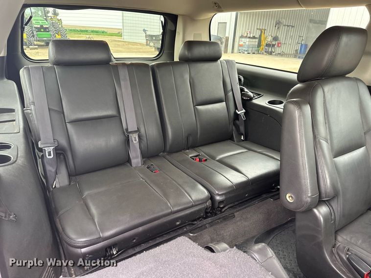 image for item EQ4591 2013 GMC Yukon Denali XL SUV