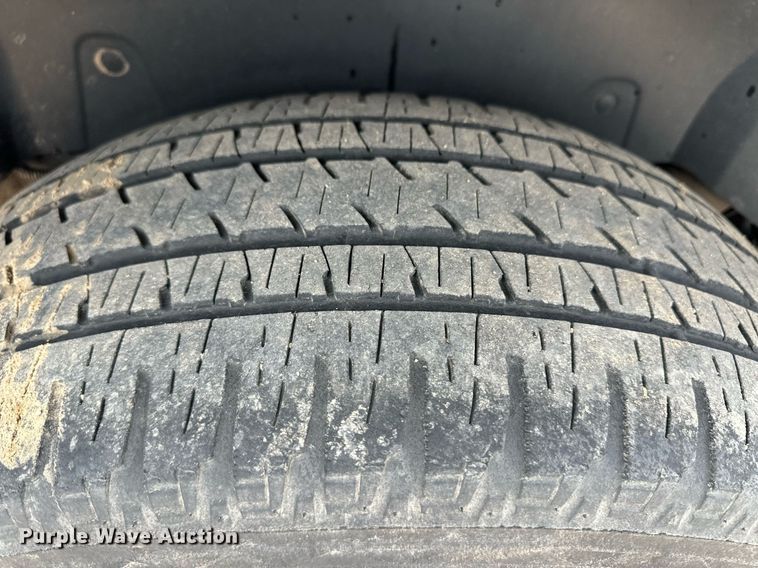 image for item EQ4591 2013 GMC Yukon Denali XL SUV