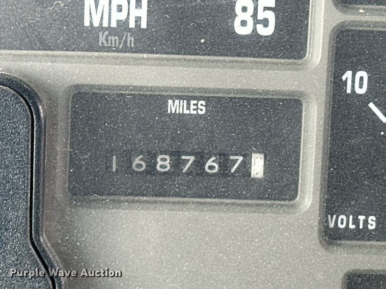 image for item EQ4592 1995 International school bus