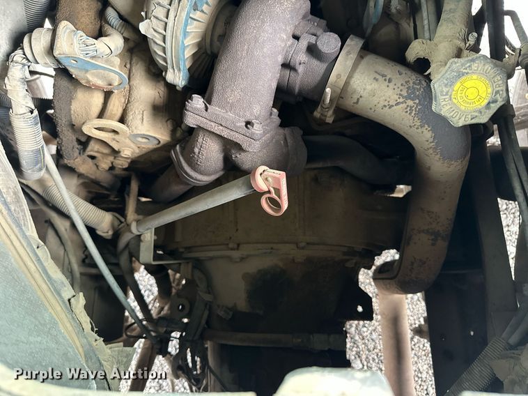 image for item EQ4592 1995 International school bus