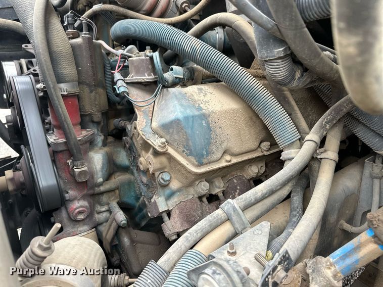 image for item EQ4592 1995 International school bus