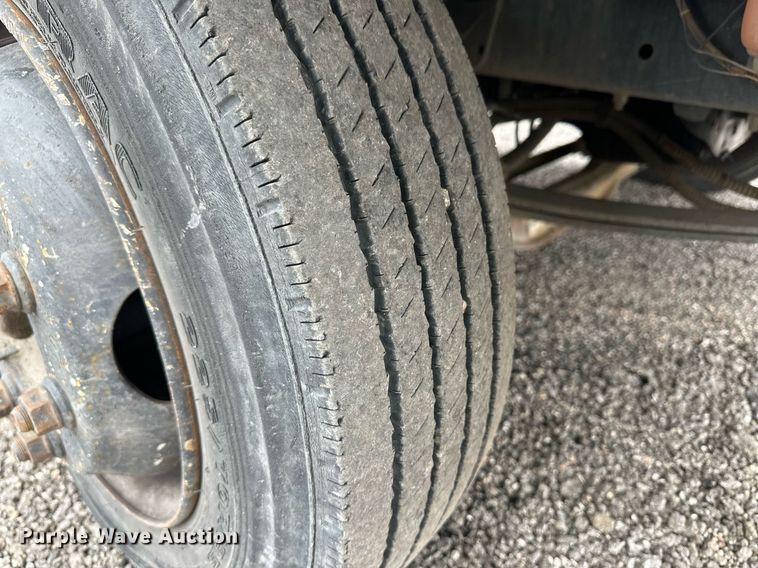 image for item EQ4592 1995 International school bus