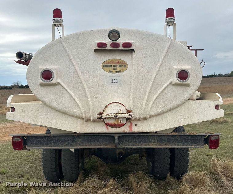 image for item ER8996 1981 GMC 7000 tank truck