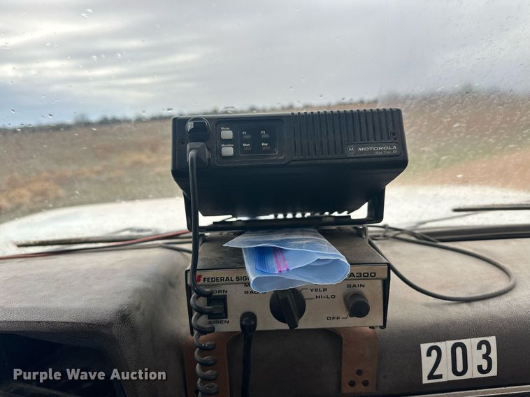 image for item ER8996 1981 GMC 7000 tank truck