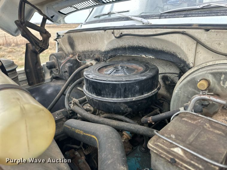 image for item ER8996 1981 GMC 7000 tank truck