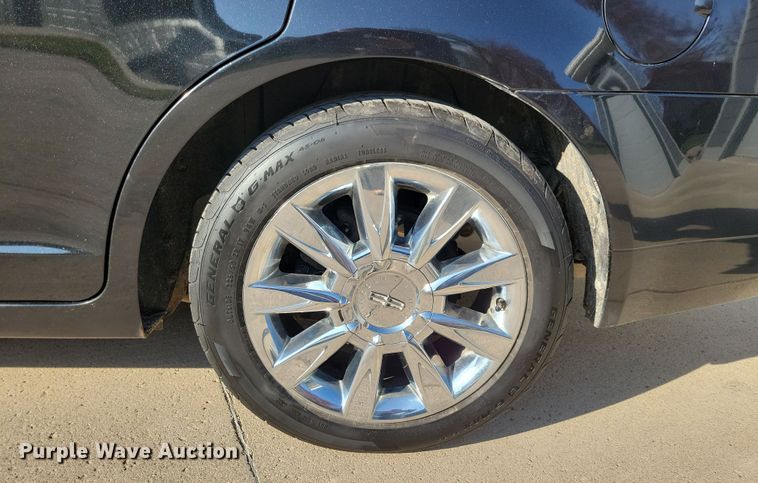 image for item NV9764 2011 Lincoln MKZ 