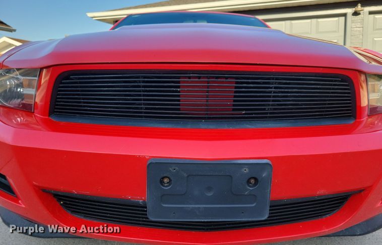 image for item NV9765 2012 Ford Mustang convertible