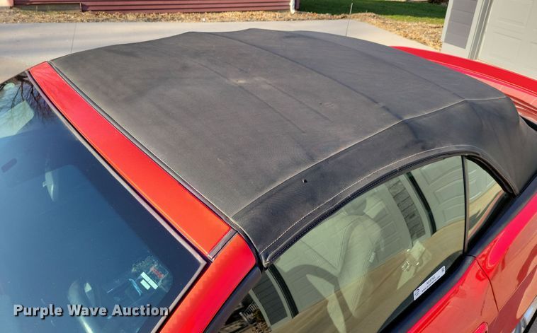 image for item NV9765 2012 Ford Mustang convertible