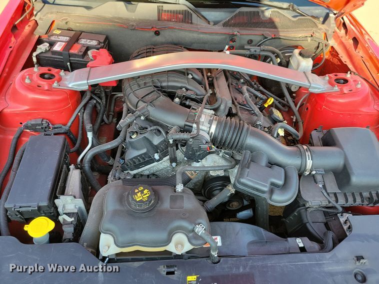 image for item NV9765 2012 Ford Mustang convertible