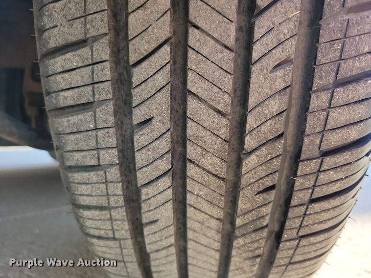 image for item NV9765 2012 Ford Mustang convertible