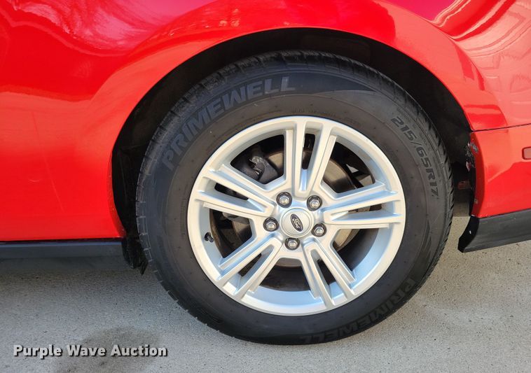 image for item NV9765 2012 Ford Mustang convertible