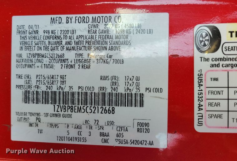 image for item NV9765 2012 Ford Mustang convertible