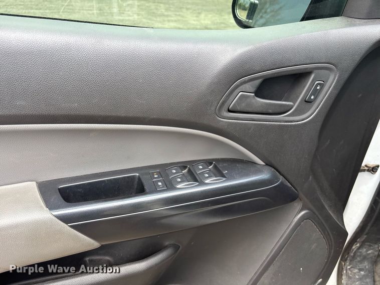 image for item OB9506 2016 Chevrolet Colorado Crew Cab pickup truck