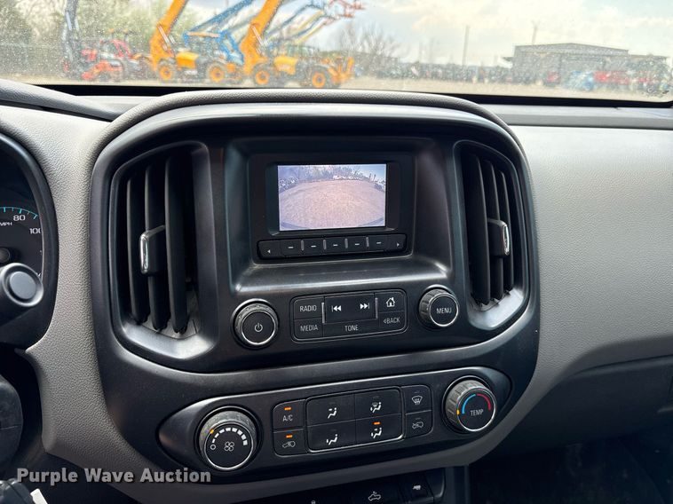 image for item OB9506 2016 Chevrolet Colorado Crew Cab pickup truck