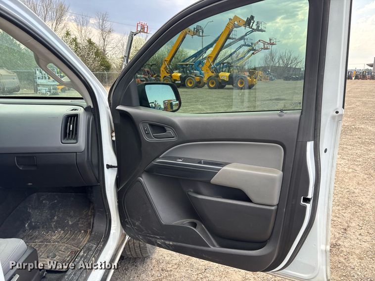 image for item OB9506 2016 Chevrolet Colorado Crew Cab pickup truck