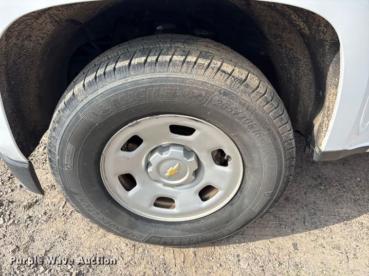 image for item OB9506 2016 Chevrolet Colorado Crew Cab pickup truck