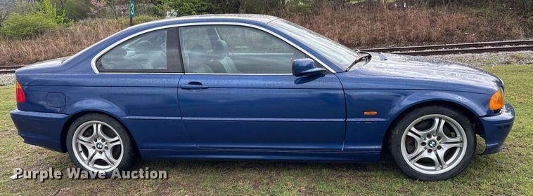 image for item OB9614 2001 BMW 330CI 