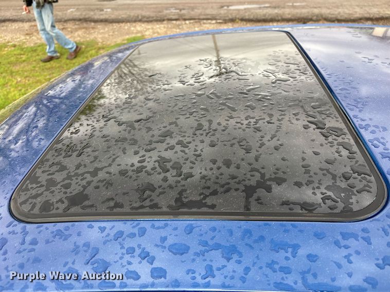 image for item OB9614 2001 BMW 330CI 