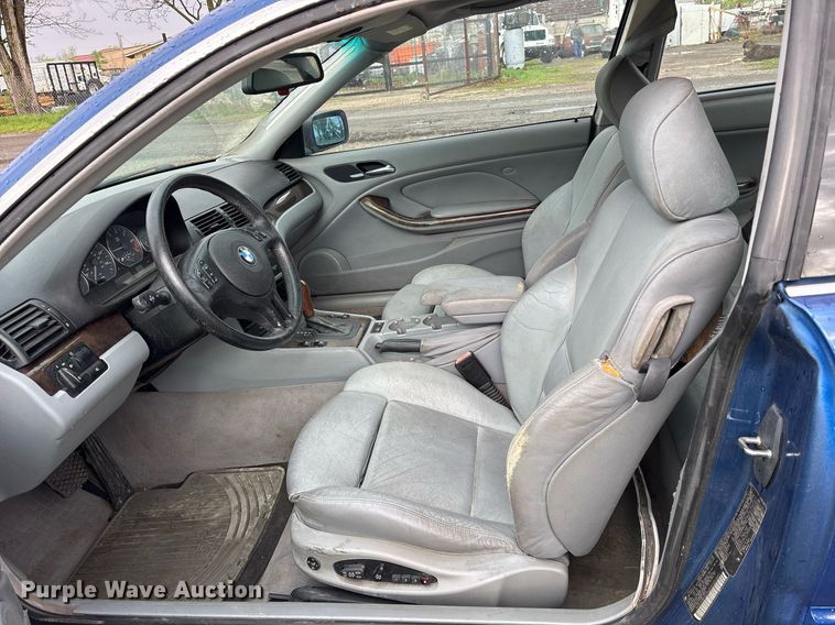 image for item OB9614 2001 BMW 330CI 