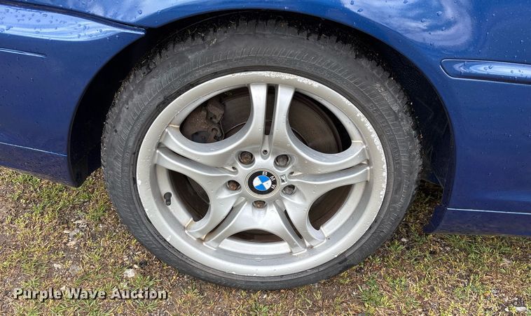 image for item OB9614 2001 BMW 330CI 