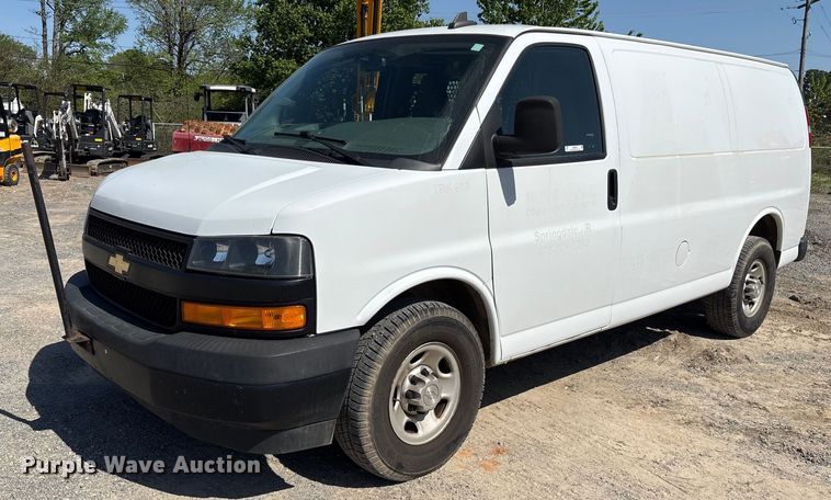 image for item OB9623 2019 Chevrolet Express 2500 van