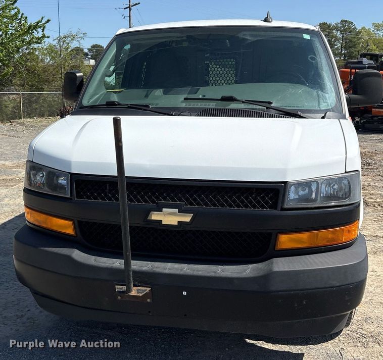 image for item OB9623 2019 Chevrolet Express 2500 van