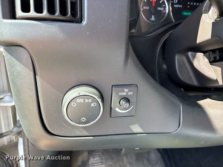 image for item OB9623 2019 Chevrolet Express 2500 van