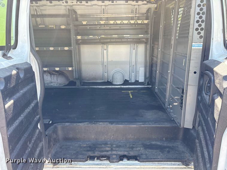 image for item OB9623 2019 Chevrolet Express 2500 van