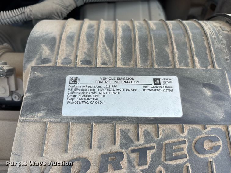 image for item OB9623 2019 Chevrolet Express 2500 van