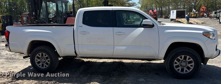 image for item OB9624 2018 Toyota Tacoma Double Cab pickup truck