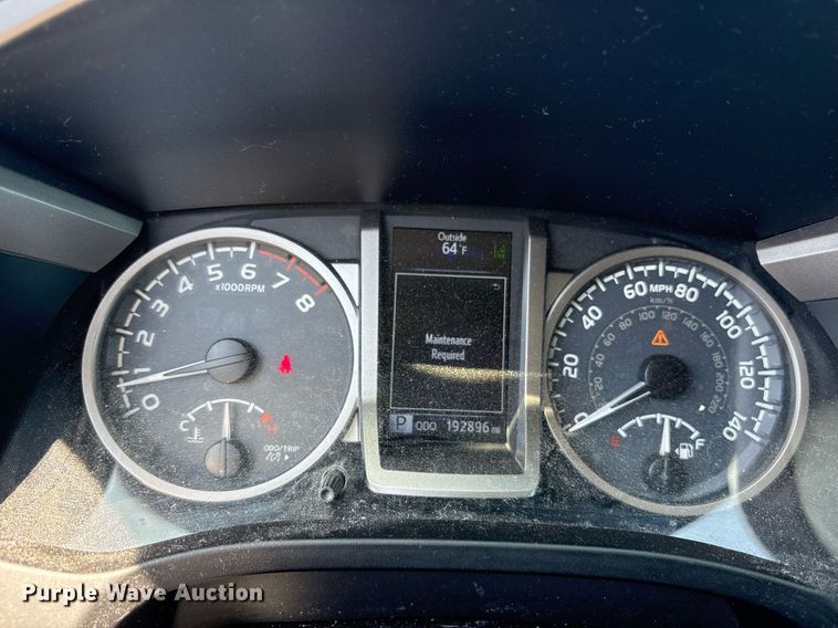 image for item OB9624 2018 Toyota Tacoma Double Cab pickup truck