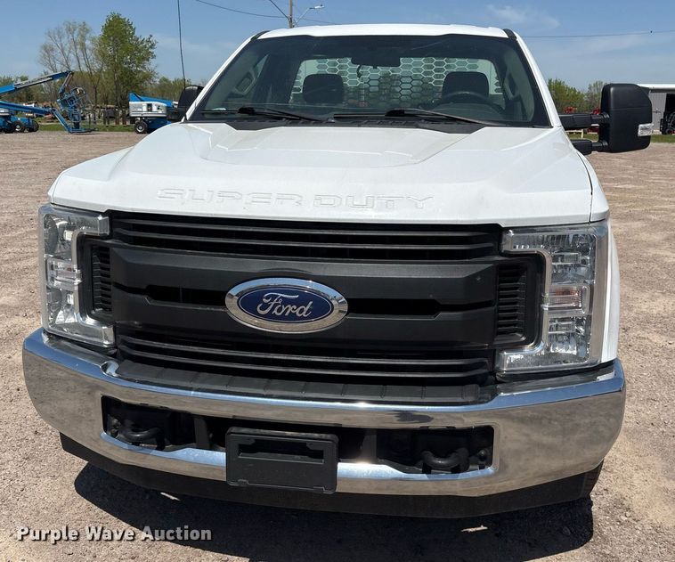 image for item OB9632 2019 Ford F250 Super Duty XL utility bed pickup truck