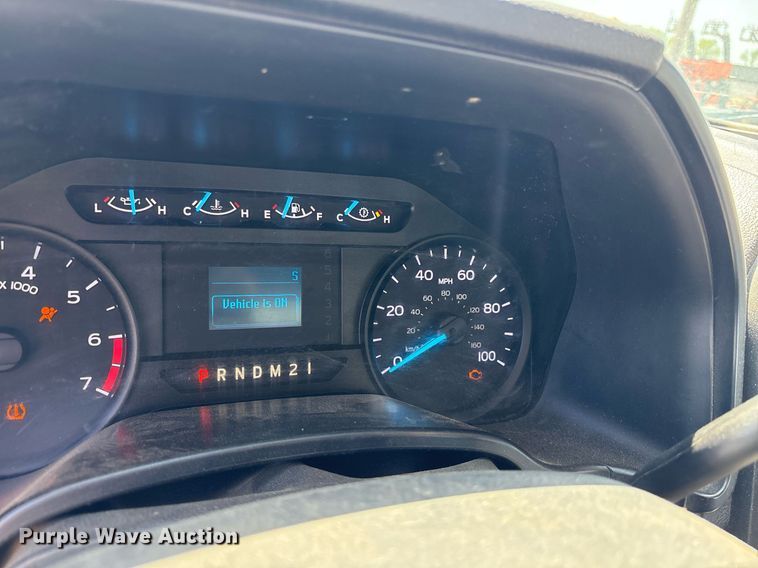 image for item OB9632 2019 Ford F250 Super Duty XL utility bed pickup truck