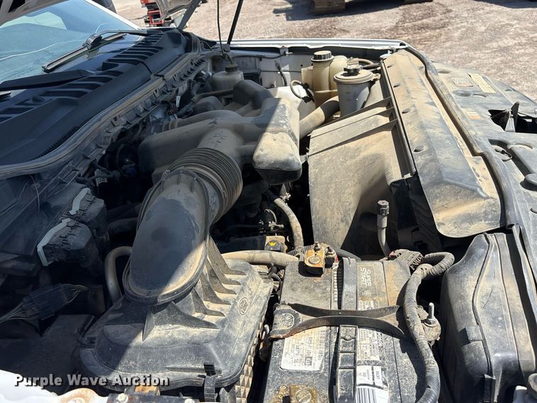 image for item OB9632 2019 Ford F250 Super Duty XL utility bed pickup truck