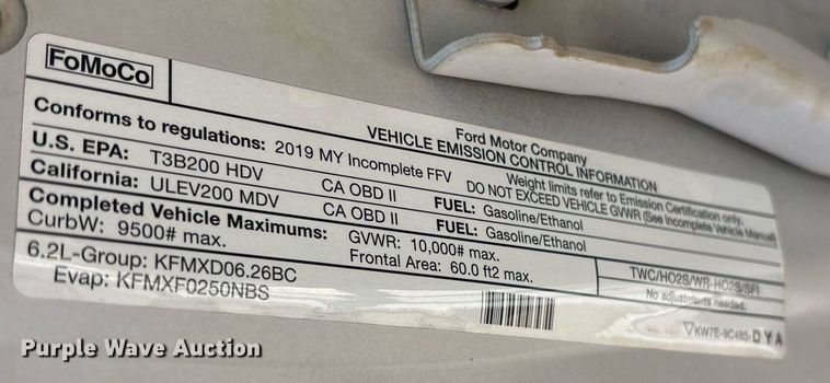 image for item OB9632 2019 Ford F250 Super Duty XL utility bed pickup truck