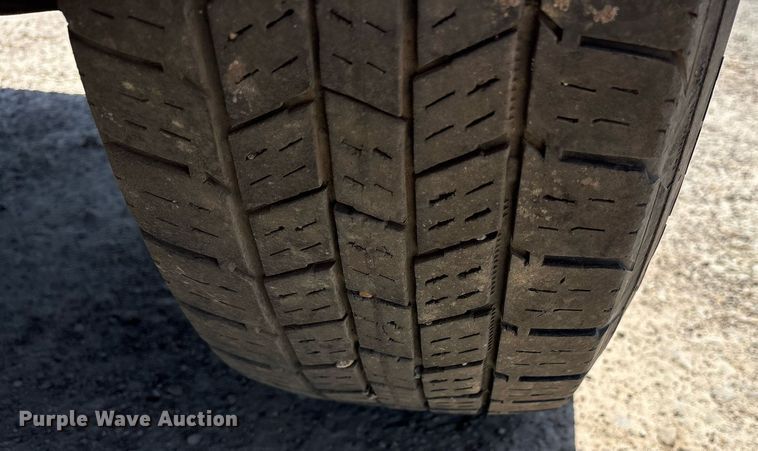 image for item OB9632 2019 Ford F250 Super Duty XL utility bed pickup truck